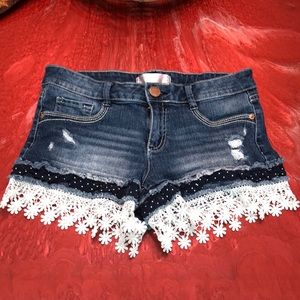 No‎ boundaries short size 9